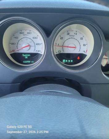 2012 Dodge Challenger SXT 2dr Coupe Automatic — photo 9