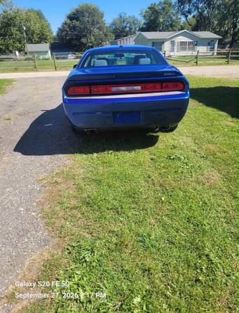 2012 Dodge Challenger SXT 2dr Coupe Automatic — photo 7