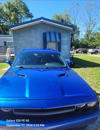 2012 Dodge Challenger SXT 2dr Coupe Automatic — photo 3