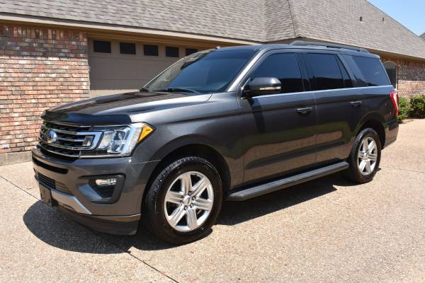 2019 Ford Expedition XLT — photo 1