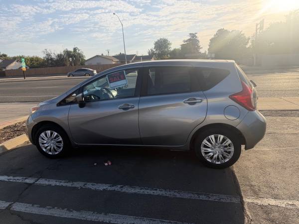 2015 Nissan Versa Note SR 4dr Hatchback CVT — photo 1