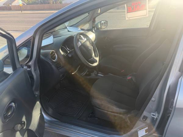 2015 Nissan Versa Note SR 4dr Hatchback CVT — photo 5