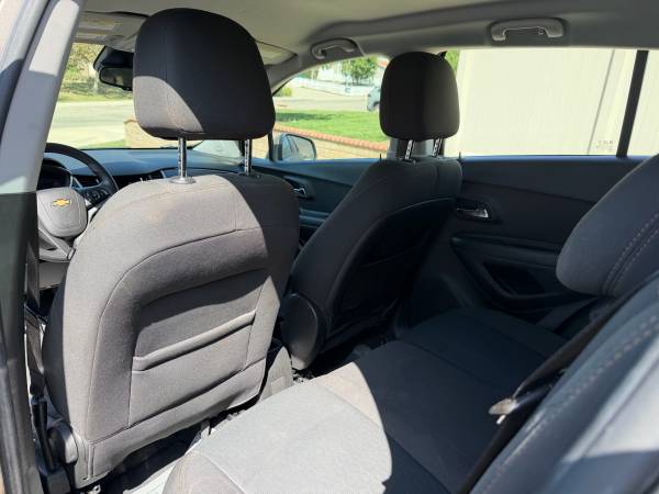 2020 Chevrolet Trax LS — photo 11