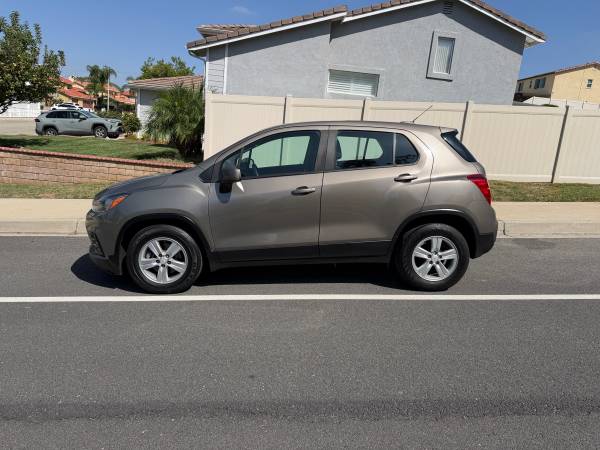2020 Chevrolet Trax LS — photo 3