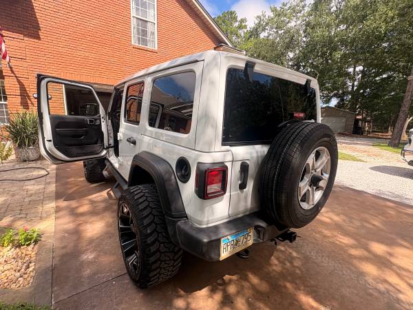 2021 Jeep Wranglet — photo 3