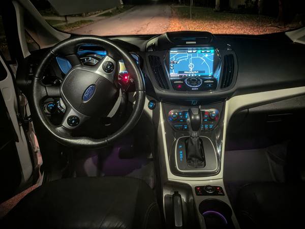 2015 Ford C-Max Energi SEL — photo 1