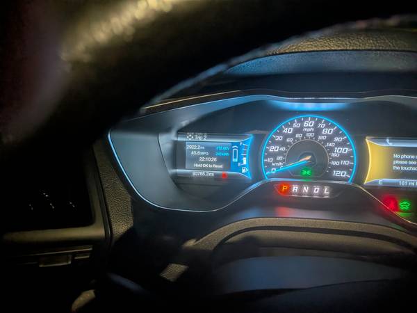 2015 Ford C-Max Energi SEL — photo 2