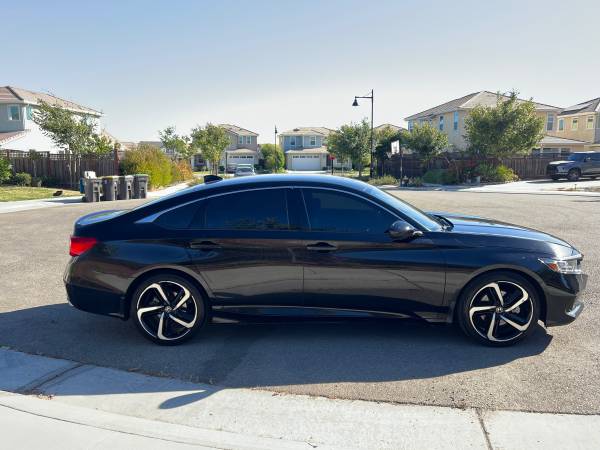 2022 Honda Accord Sport 1.5T 4dr Sedan CVT — photo 8
