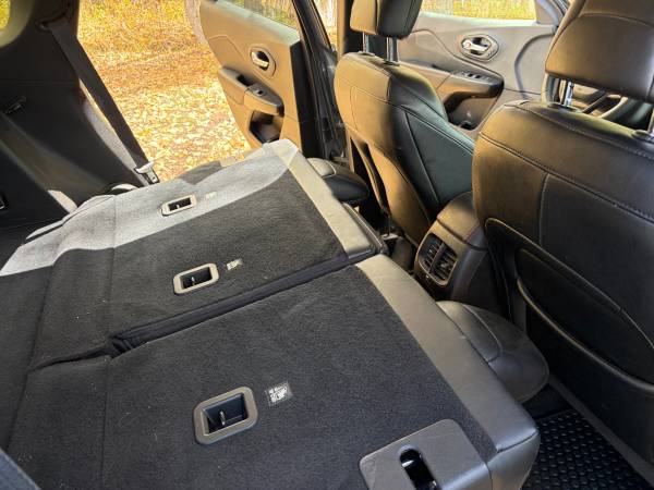 2022 Jeep Cherokee X 4dr 4x4 Automatic — photo 5