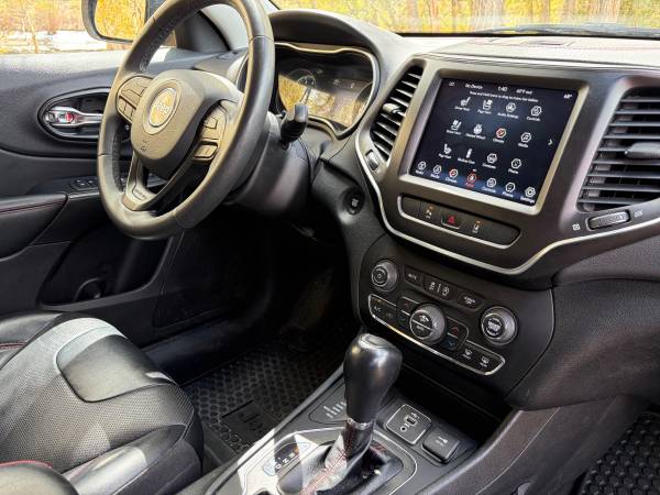 2022 Jeep Cherokee X 4dr 4x4 Automatic — photo 4