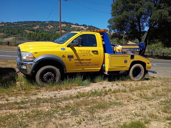 2012 Dodge Tow Truck — photo 1