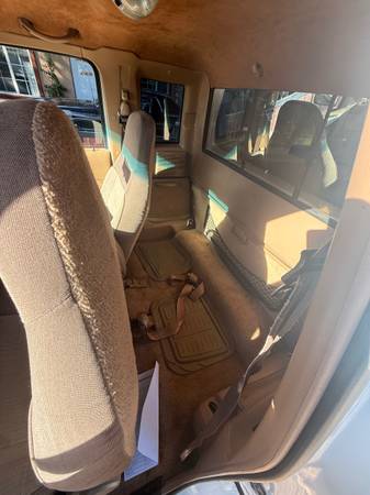 1994 Ford Ranger XL 2dr Standard Cab SB — photo 5