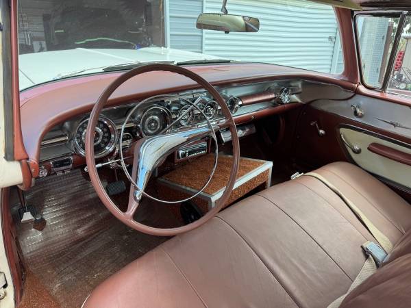 1958 Pontiac Star Chief — photo 5