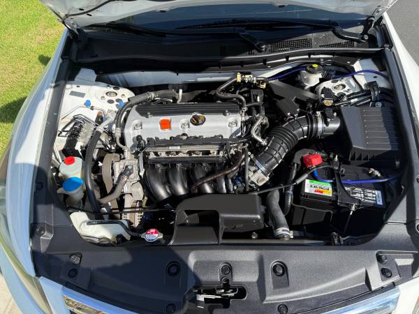 2011 Honda Accord 2.4 SE — photo 9