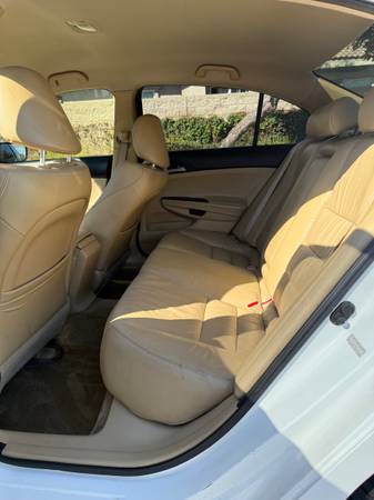 2011 Honda Accord 2.4 SE — photo 7