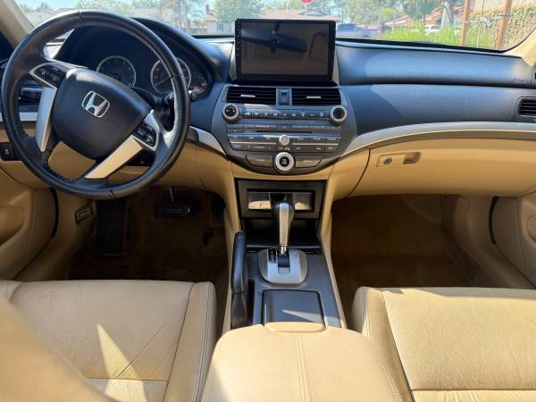 2011 Honda Accord 2.4 SE — photo 2