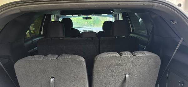 2016 Ford Explorer XLT 4dr 4x4 Automatic — photo 9