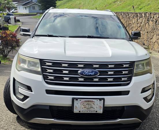 2016 Ford Explorer XLT 4dr 4x4 Automatic — photo 1