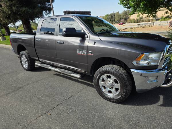 2017 Dodge Ram Ram — photo 3