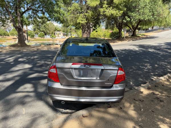 2012 Ford Fusion SE 4dr Front-wheel Drive Sedan Automatic — photo 4