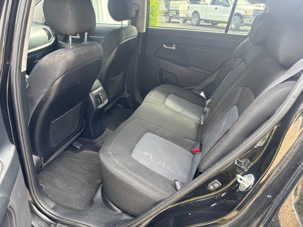 2016 KIA Sportage LX 4dr Front-wheel Drive Automatic — photo 5