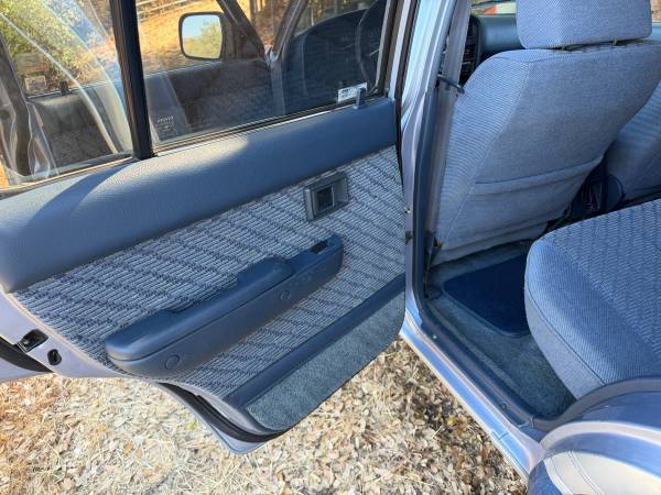 1994 Toyota 4runner SR5 V6 4dr SUV — photo 7