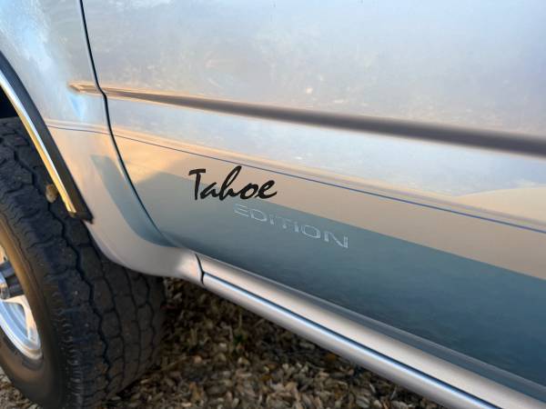1994 Toyota 4runner SR5 V6 4dr SUV — photo 10