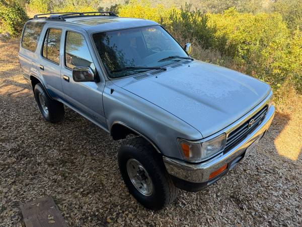 1994 Toyota 4runner SR5 V6 4dr SUV — photo 4