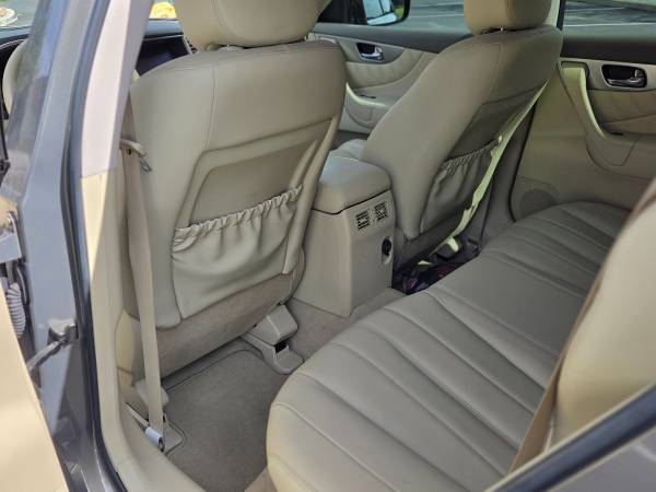 2016 Infiniti Qx70 Base — photo 11