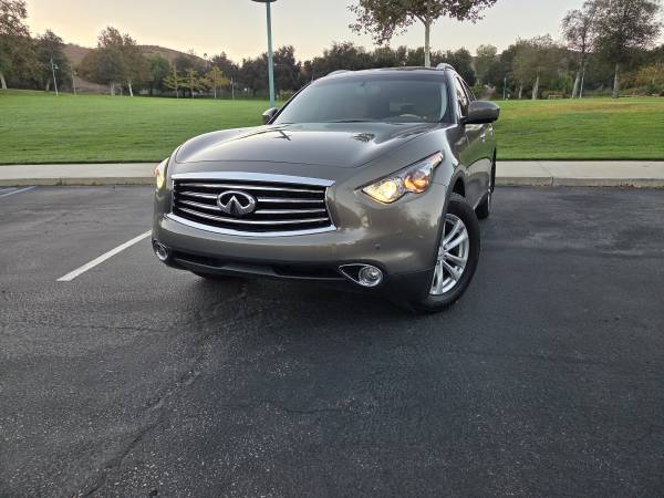 2016 Infiniti Qx70 Base — photo 2