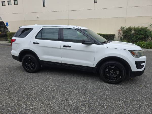 2016 Ford Sedan Police Interceptor Base All-wheel Drive Automatic — photo 3