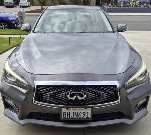 2017 Infiniti Q50 2.0t Base — photo 2