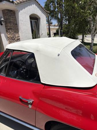 1965 Chevrolet Corvette — photo 7