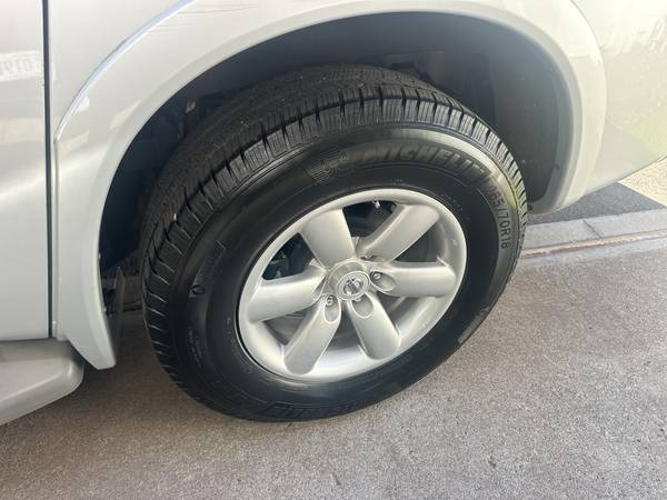 2015 Nissan Armada SV 4dr 4x2 Automatic — photo 6