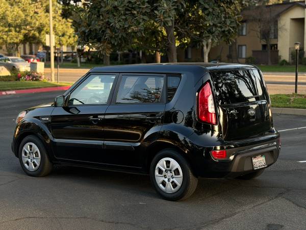 2012 KIA Soul + 4dr Hatchback Manual — photo 3