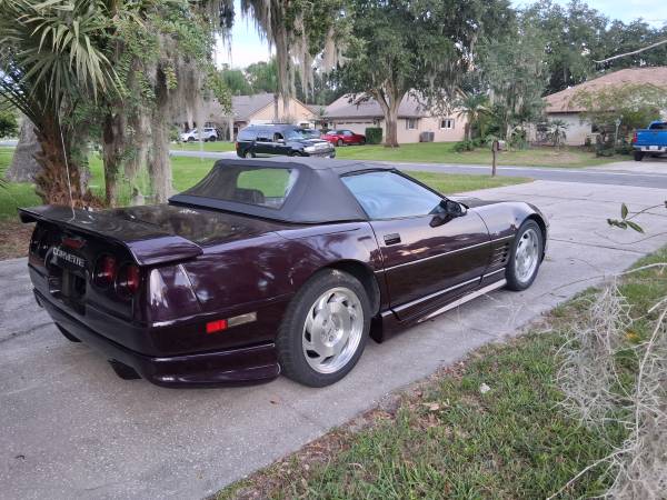 1993 Chevrolet Corvette ZR1 2dr Hatchback — photo 9