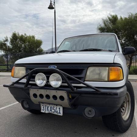 1994 Ford Ranger XL 2dr Standard Cab SB — photo 10