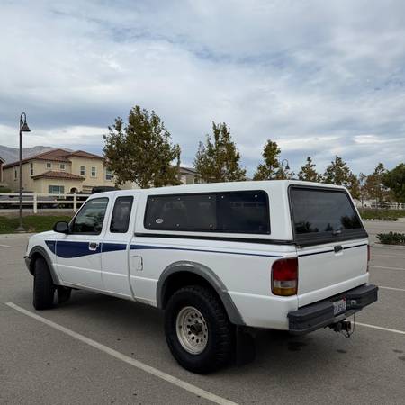 1994 Ford Ranger XL 2dr Standard Cab SB — photo 3