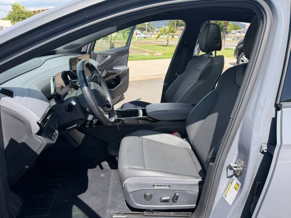 2023 Volkswagen Id.4 Pro S Plus — photo 8