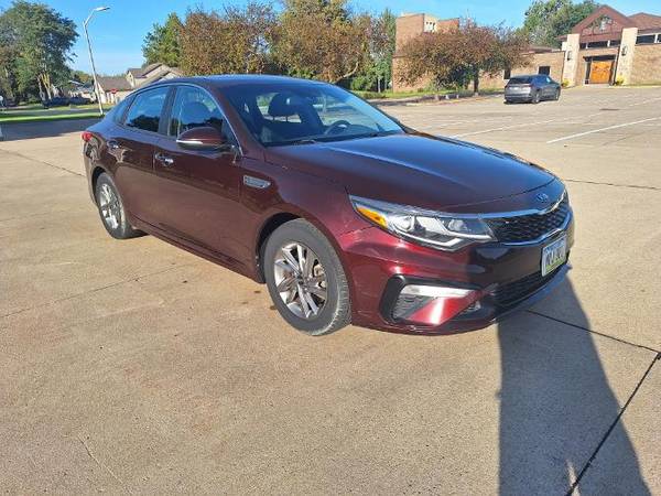 2019 KIA Optima S 4dr Sedan Automatic — photo 2