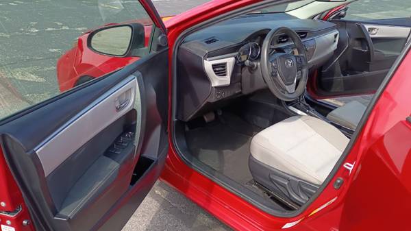 2016 Toyota Corolla S 4dr Sedan CVT — photo 5