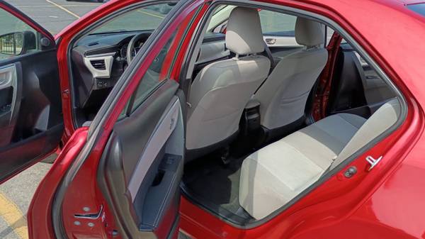 2016 Toyota Corolla S 4dr Sedan CVT — photo 6