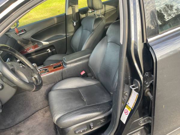2008 Lexus IS 350 Base — photo 9