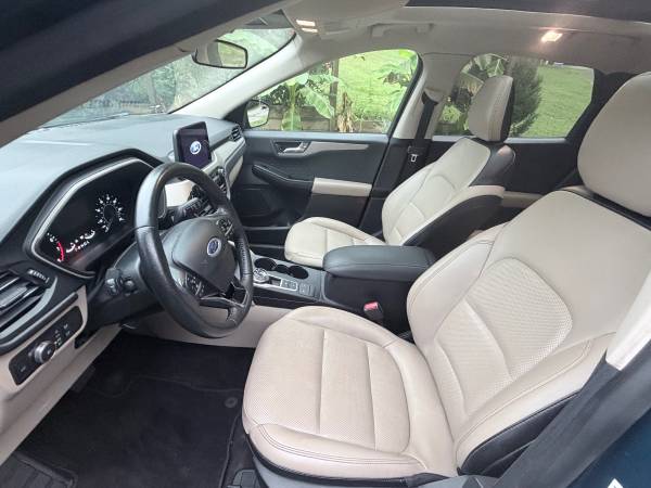 2020 Ford Escape SEL 4dr Front-Wheel Drive Automatic — photo 11