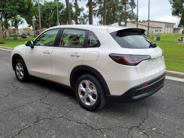 2025 Honda Hrv Lx — photo 3