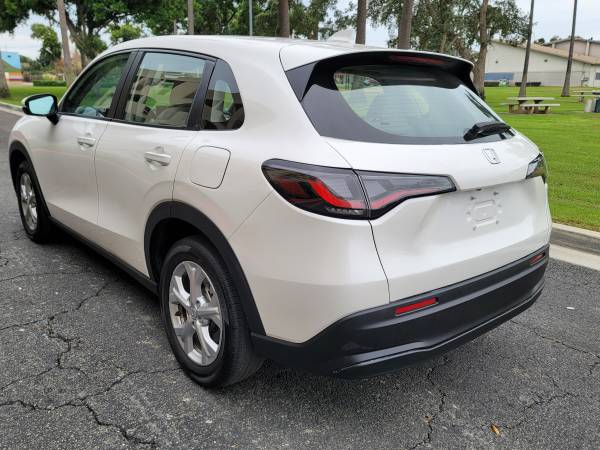 2025 Honda Hrv Lx — photo 9