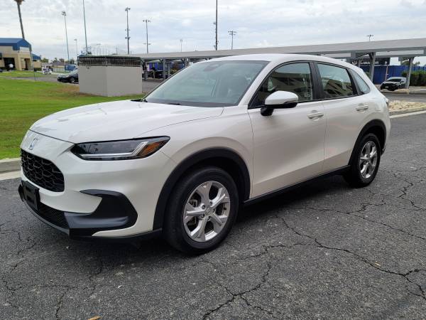 2025 Honda Hrv Lx — photo 2