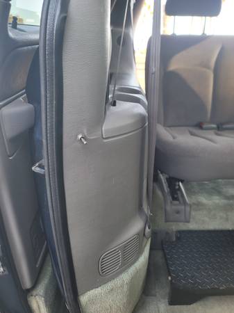 2002 Dodge Caravan SE Passenger Van Automatic — photo 9