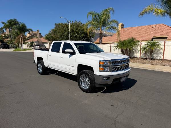 2015 Chevrolet Silverado 1500 1LT — photo 3