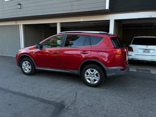 2014 Toyota Rav4 LE 4dr All-wheel Drive Automatic — photo 4
